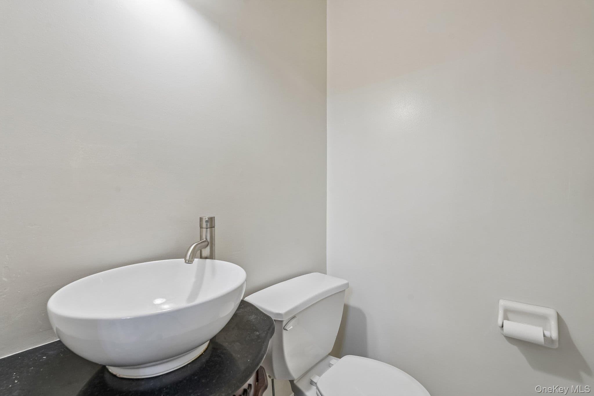 212 Arlington Court thumbnail 18