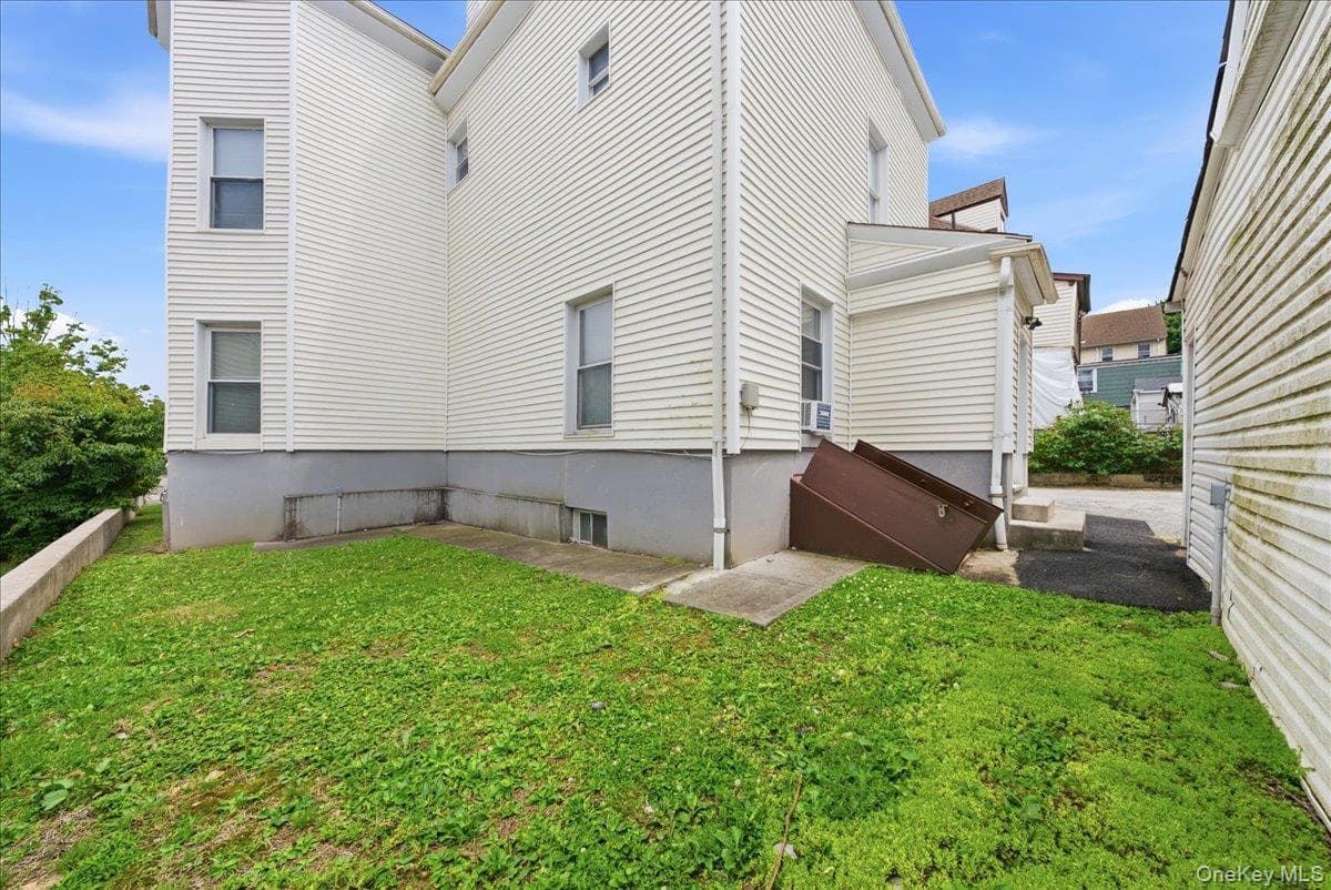 320 Highland Avenue thumbnail 4