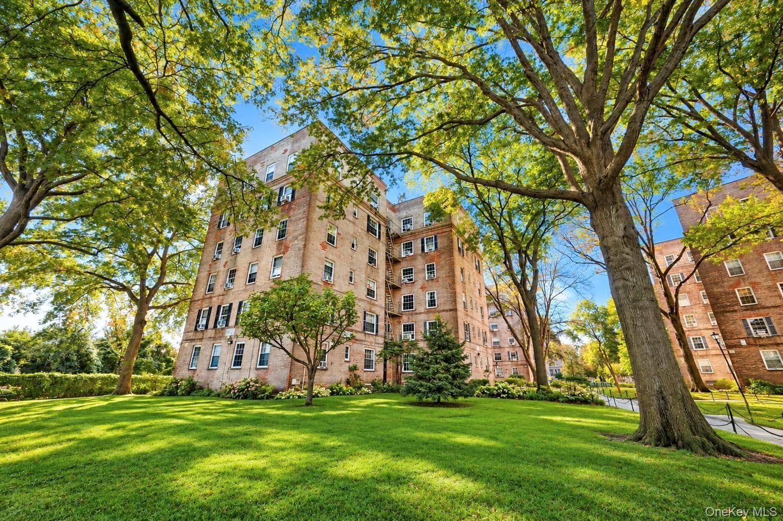 51-42 30th Avenue Unit: 4J thumbnail 18