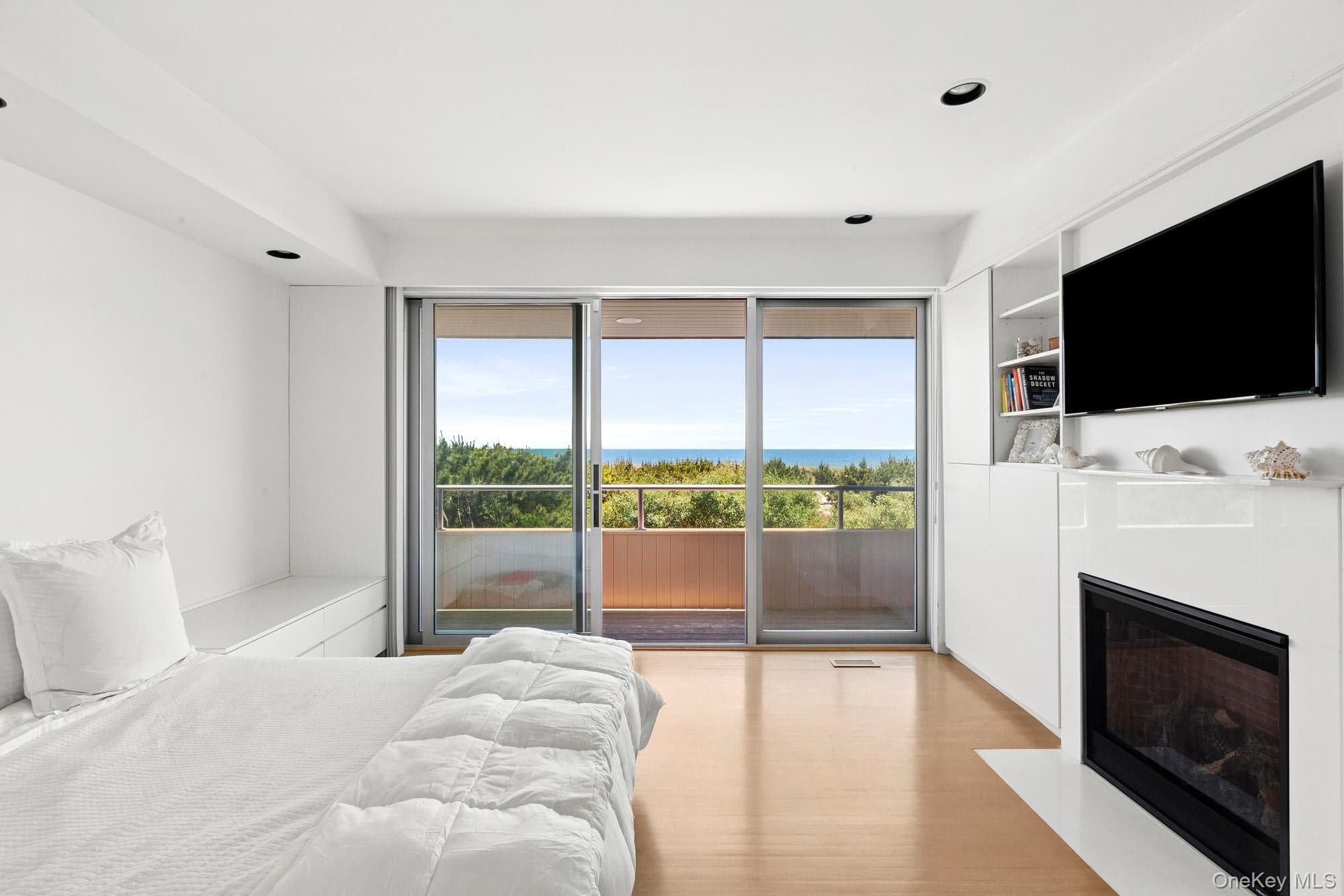 559 Dune Road thumbnail 7