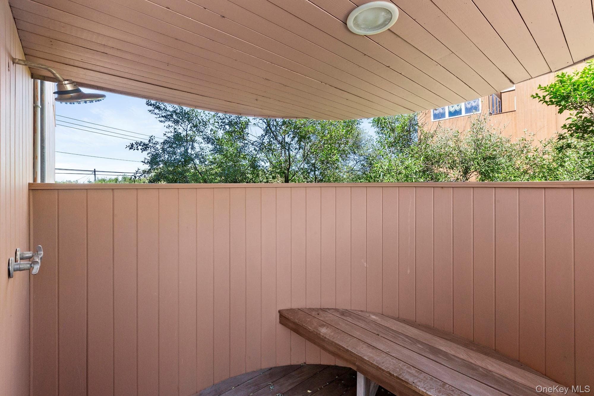 559 Dune Road thumbnail 19