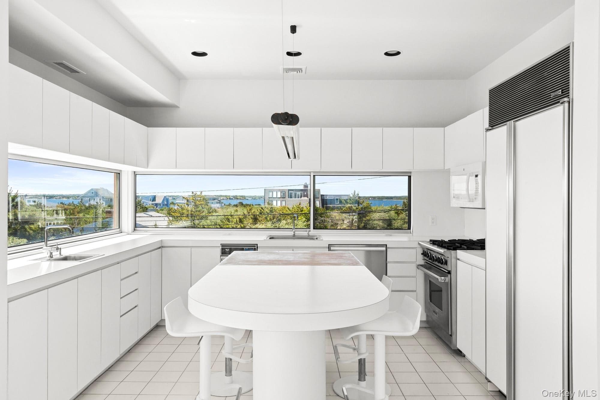 559 Dune Road thumbnail 6