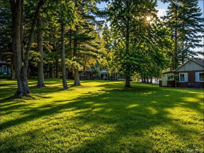 238 Lakeview Drive Road thumbnail 16