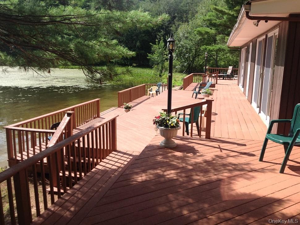 238 Lakeview Drive Road thumbnail 5