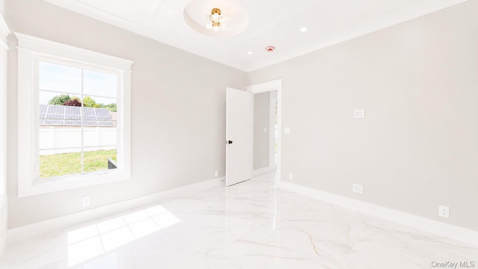26 Kingston Avenue thumbnail 13