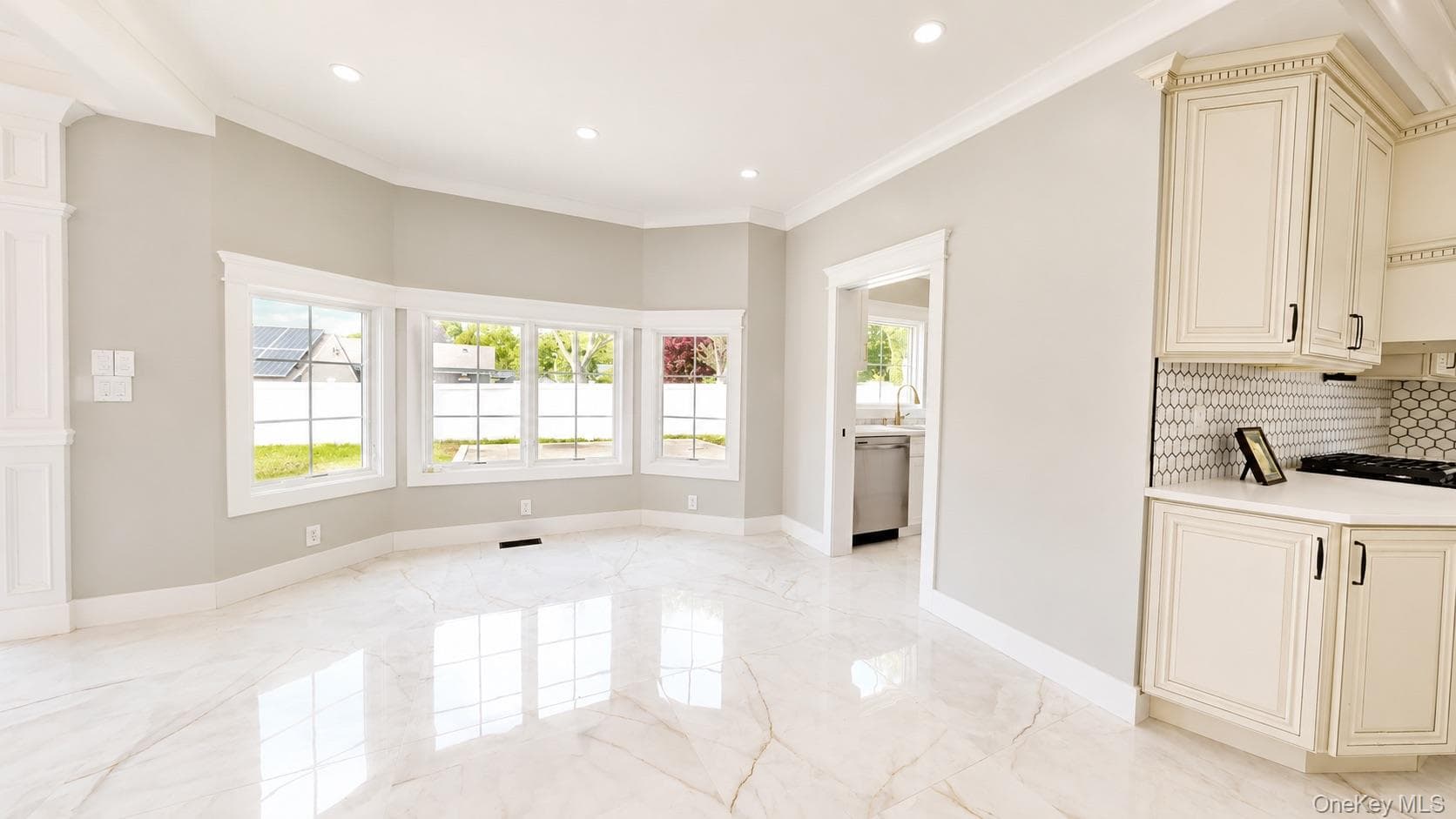 26 Kingston Avenue thumbnail 7