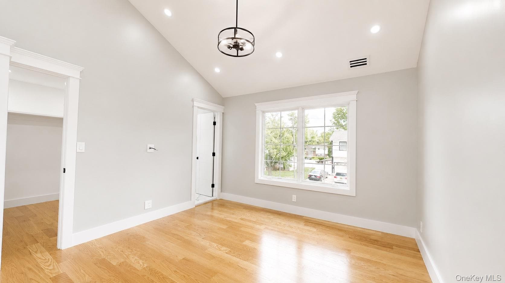 26 Kingston Avenue thumbnail 19