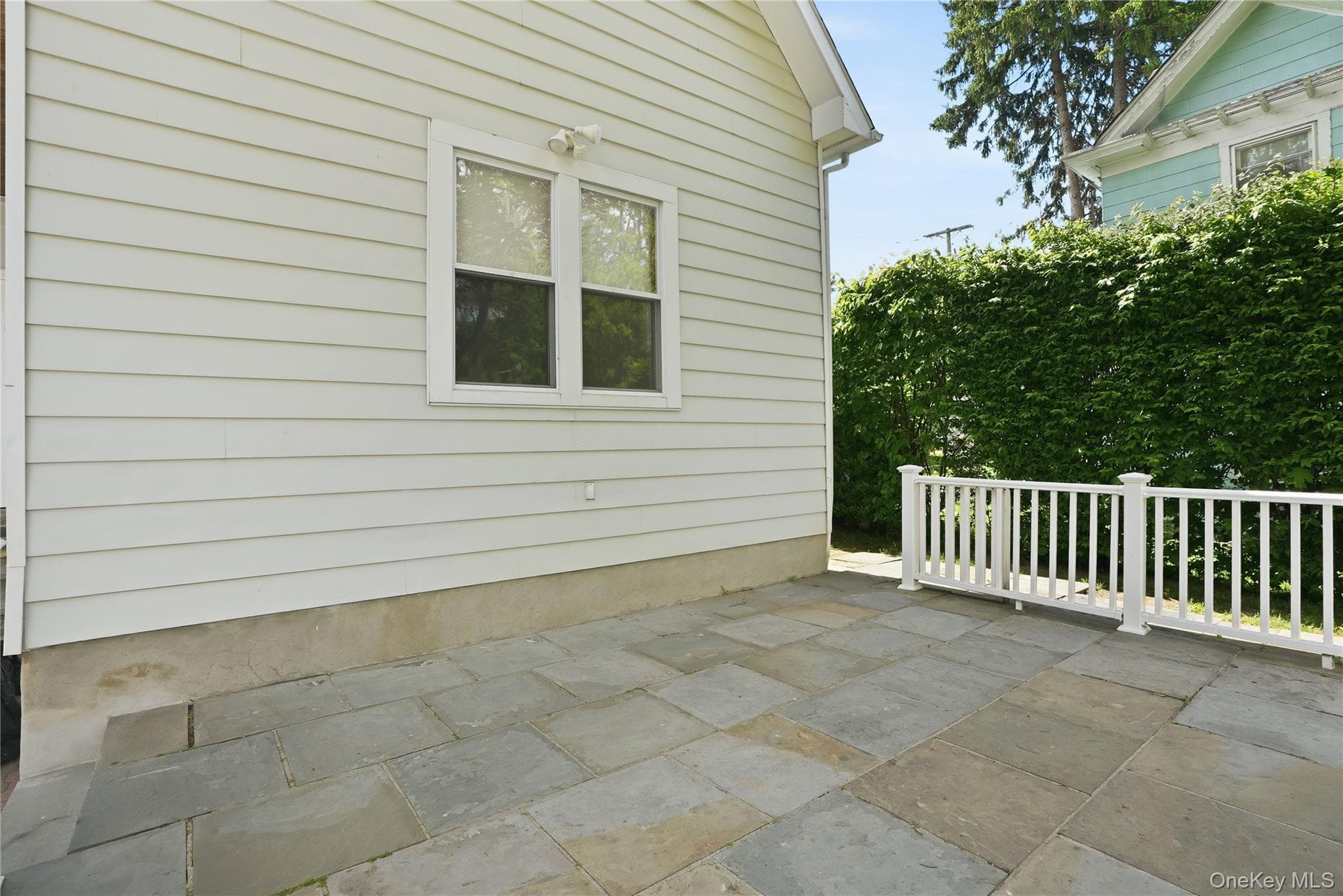 116 Carpenter Avenue thumbnail 24