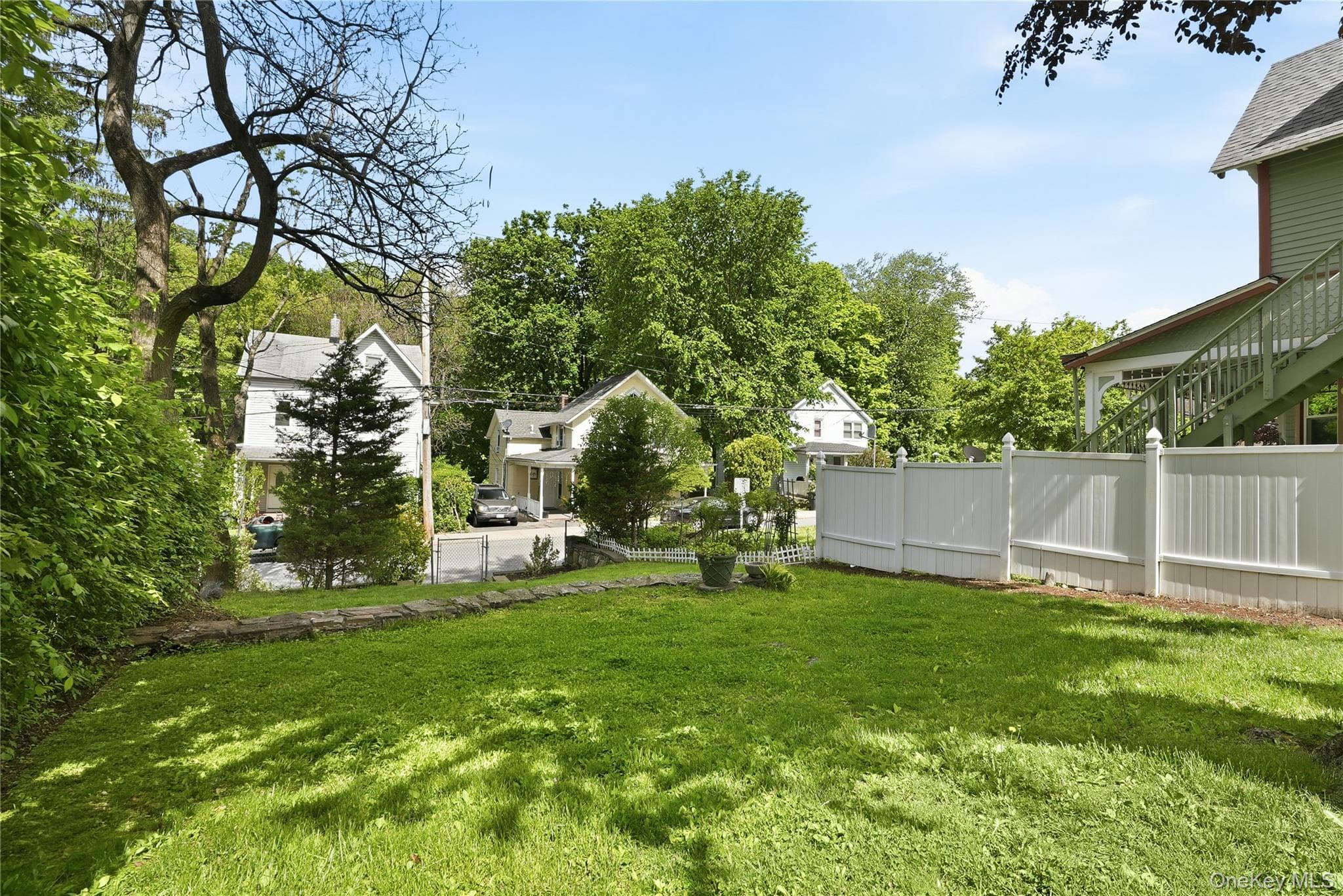 116 Carpenter Avenue thumbnail 5