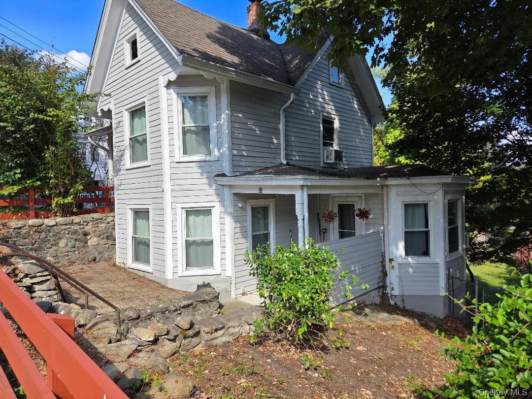43 Second Street, Walden