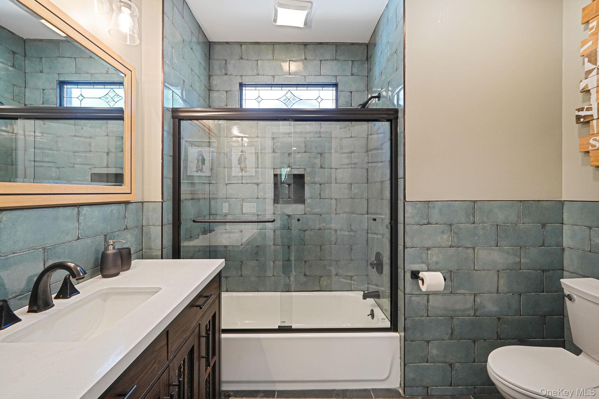 10 Bayview Avenue thumbnail 24