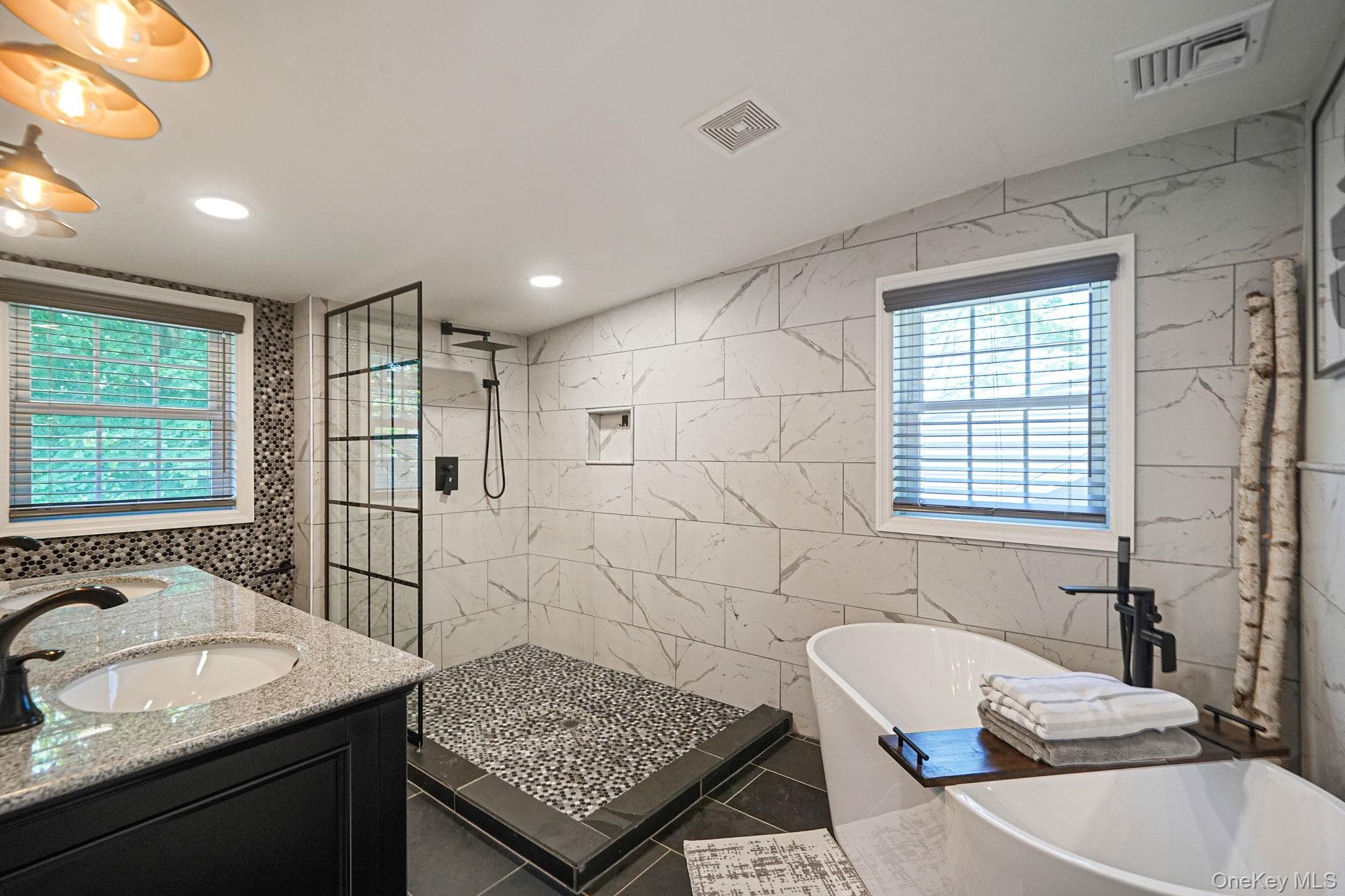 10 Bayview Avenue thumbnail 18