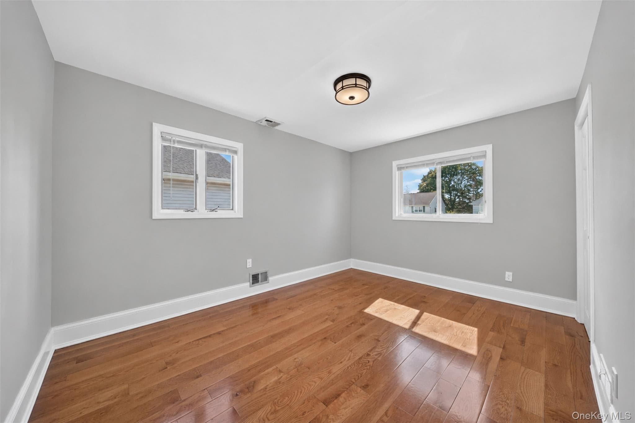 11 Lincrest Street thumbnail 6