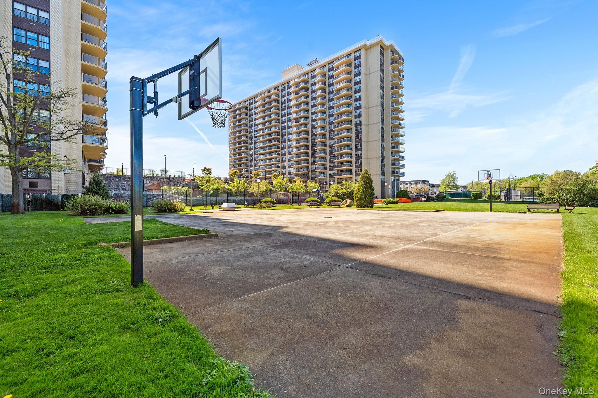 17-85 215th Street Unit: 4L thumbnail 16