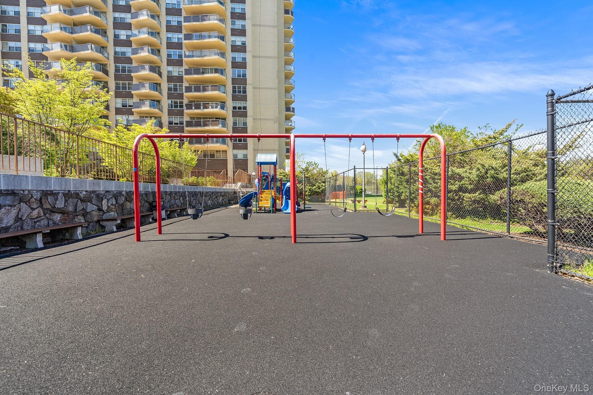 17-85 215th Street Unit: 4L thumbnail 17