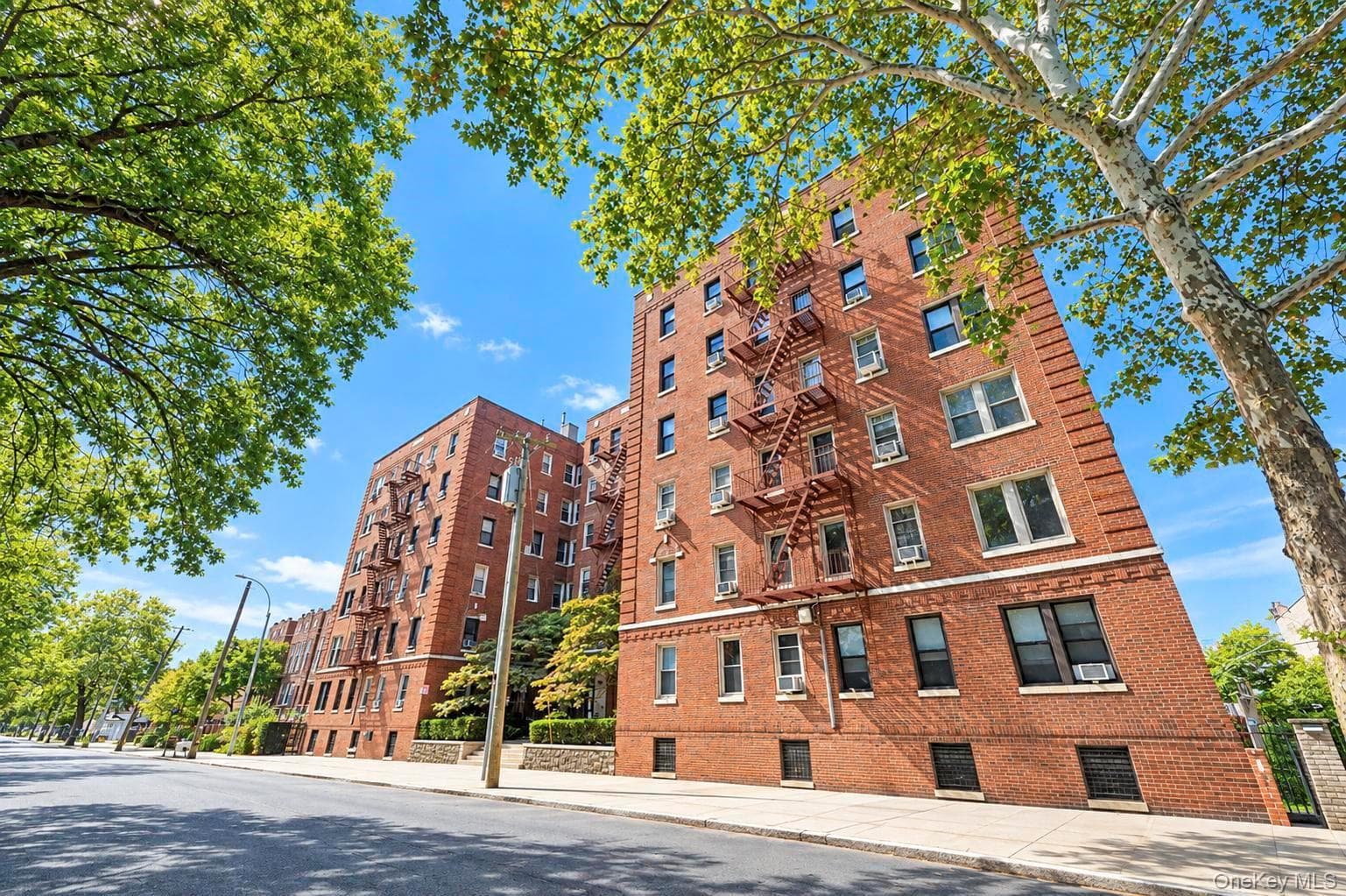 3321 Bruckner Boulevard Unit: 5G thumbnail 4
