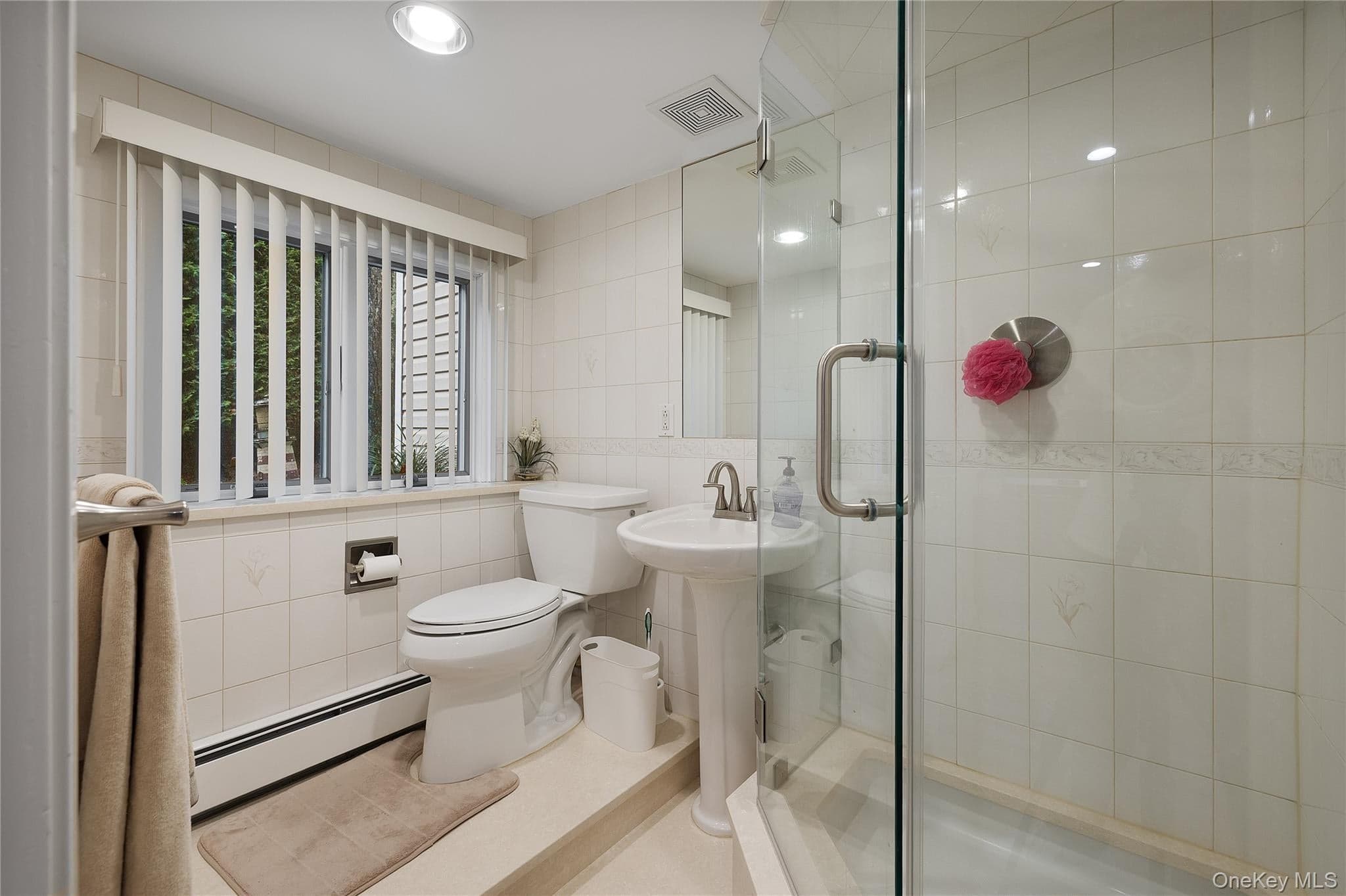 655 Hyman Avenue thumbnail 17