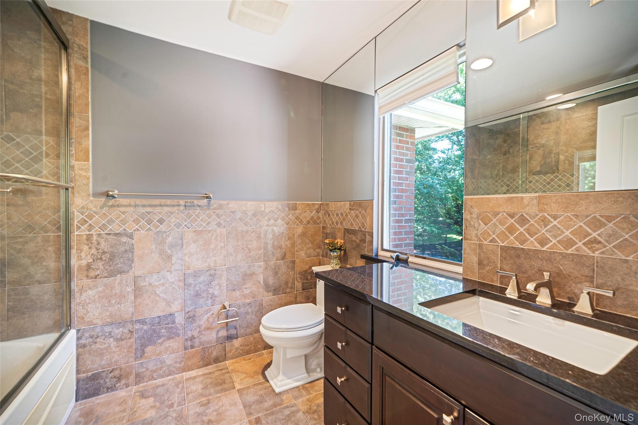 589 Landing Avenue thumbnail 29