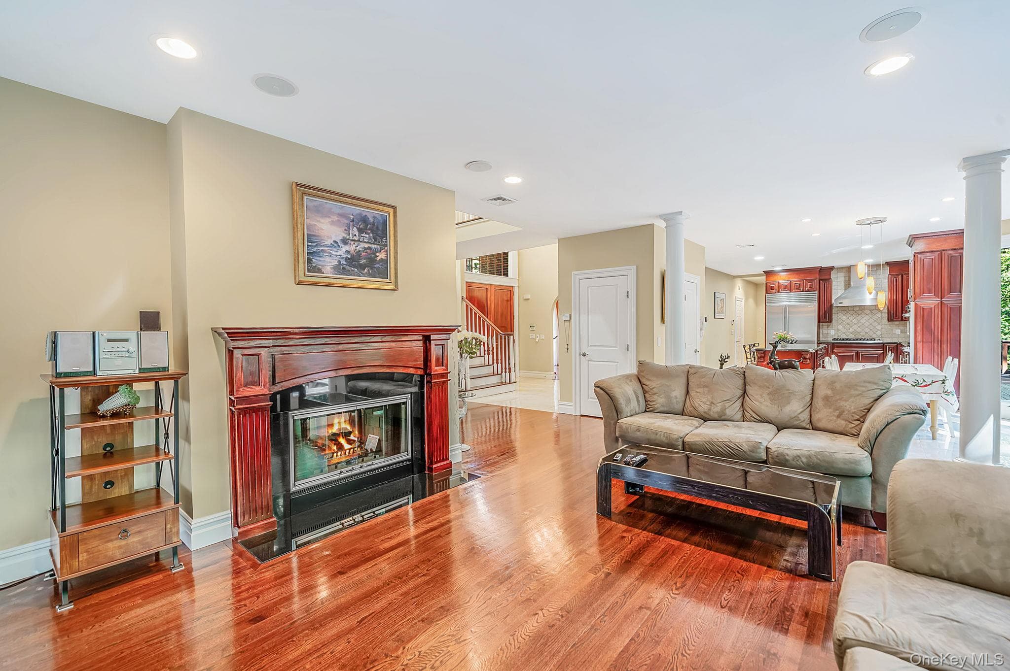 589 Landing Avenue thumbnail 9