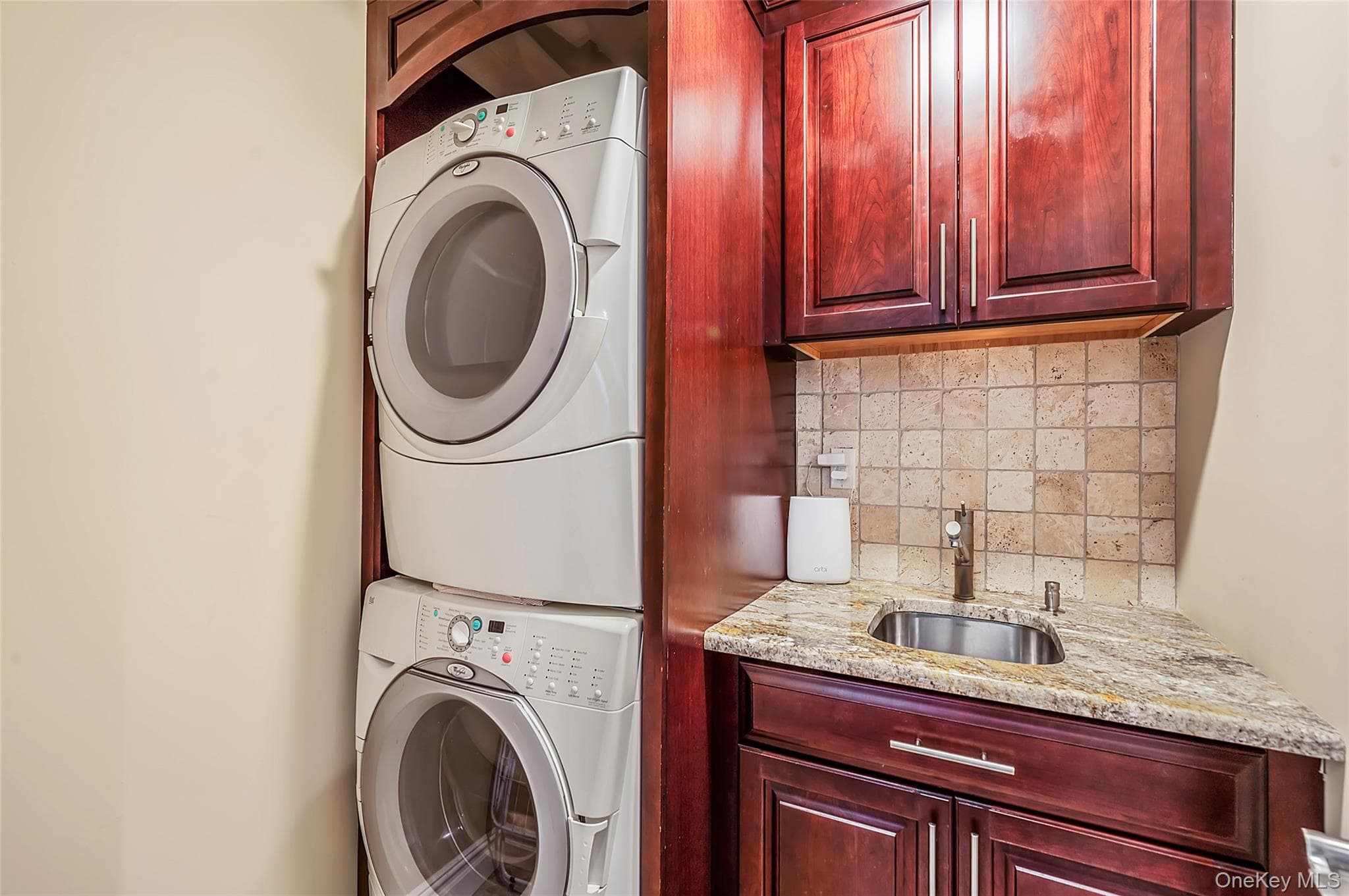 589 Landing Avenue thumbnail 24