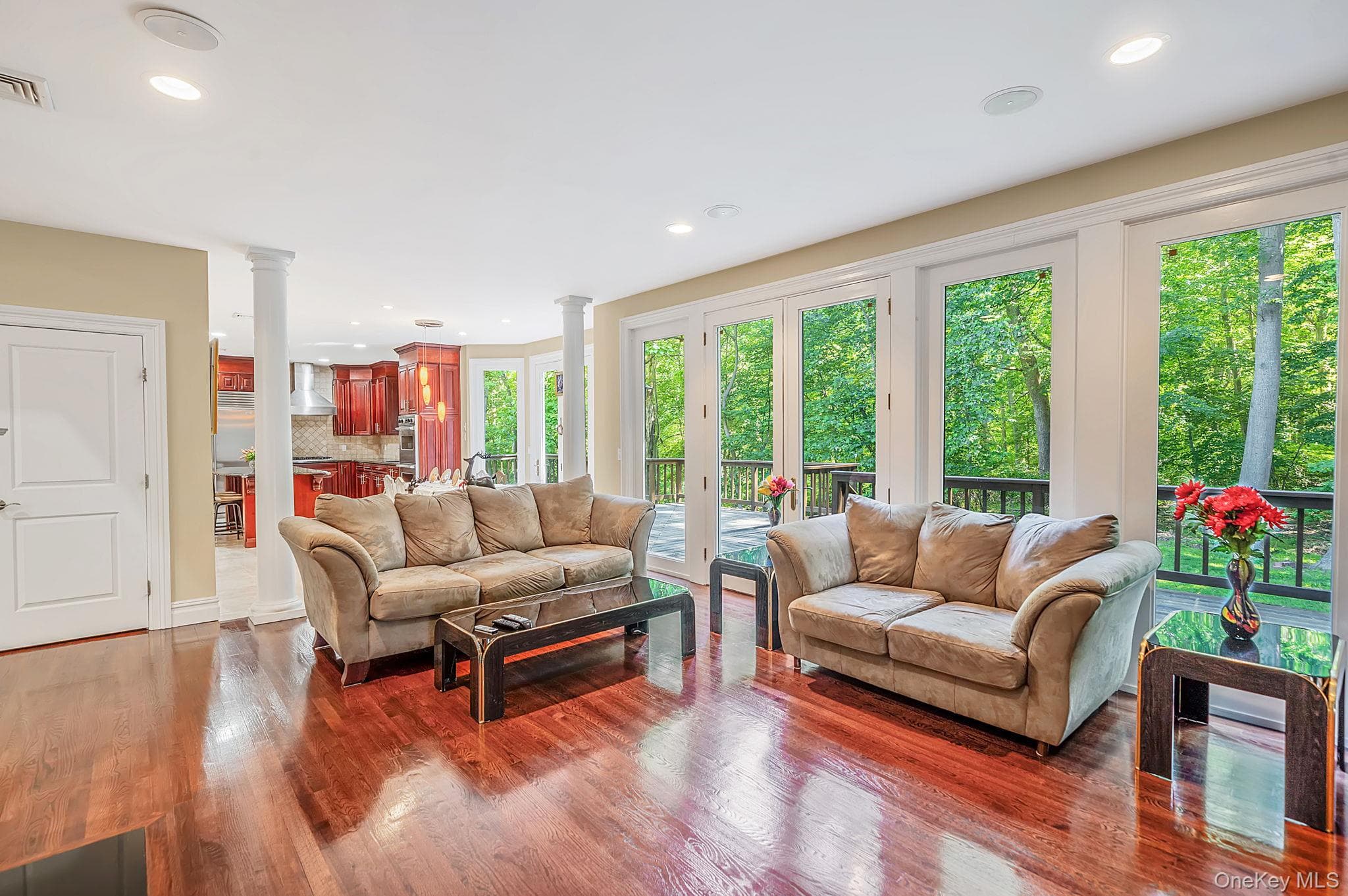 589 Landing Avenue thumbnail 16