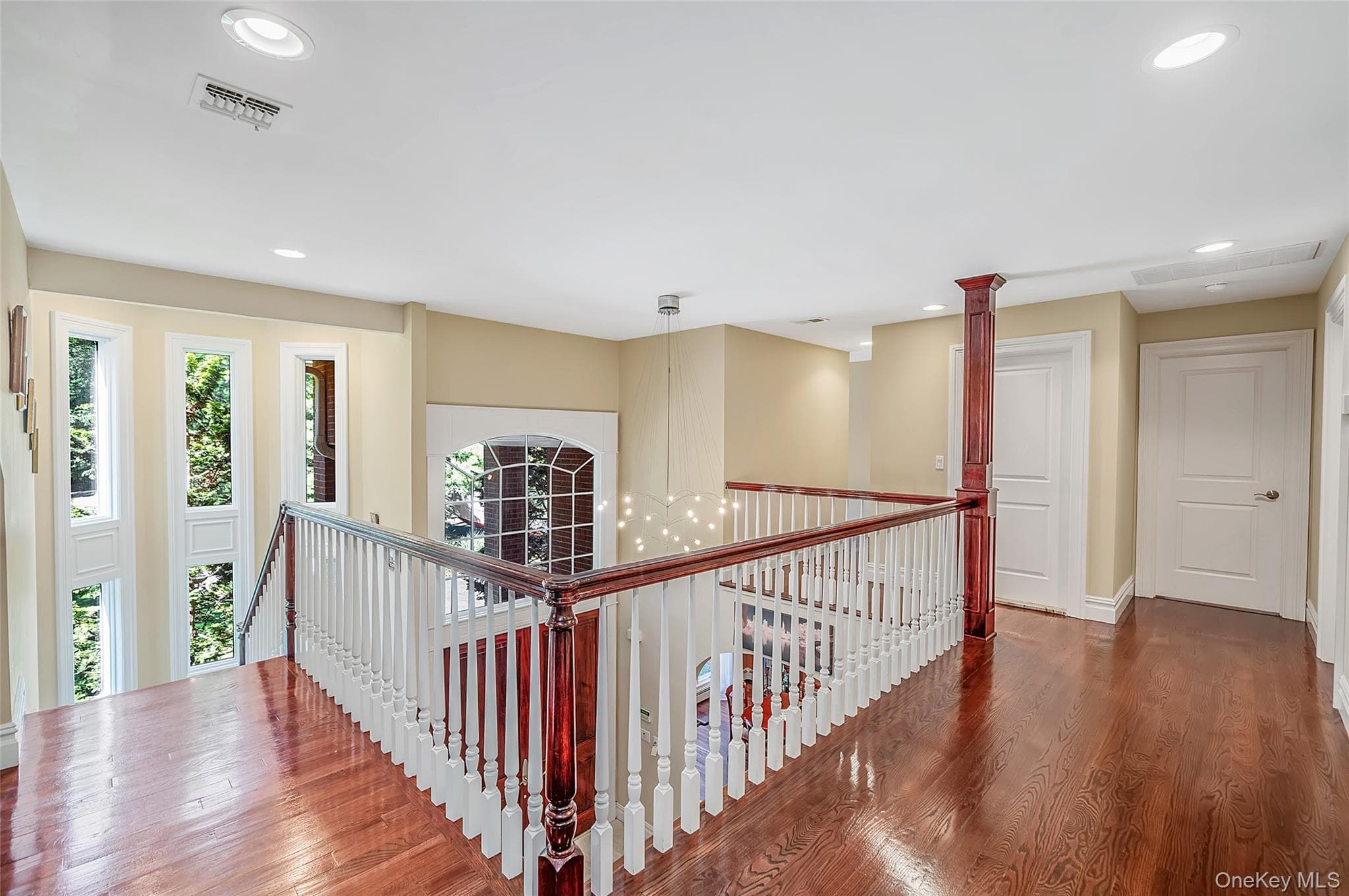 589 Landing Avenue thumbnail 19