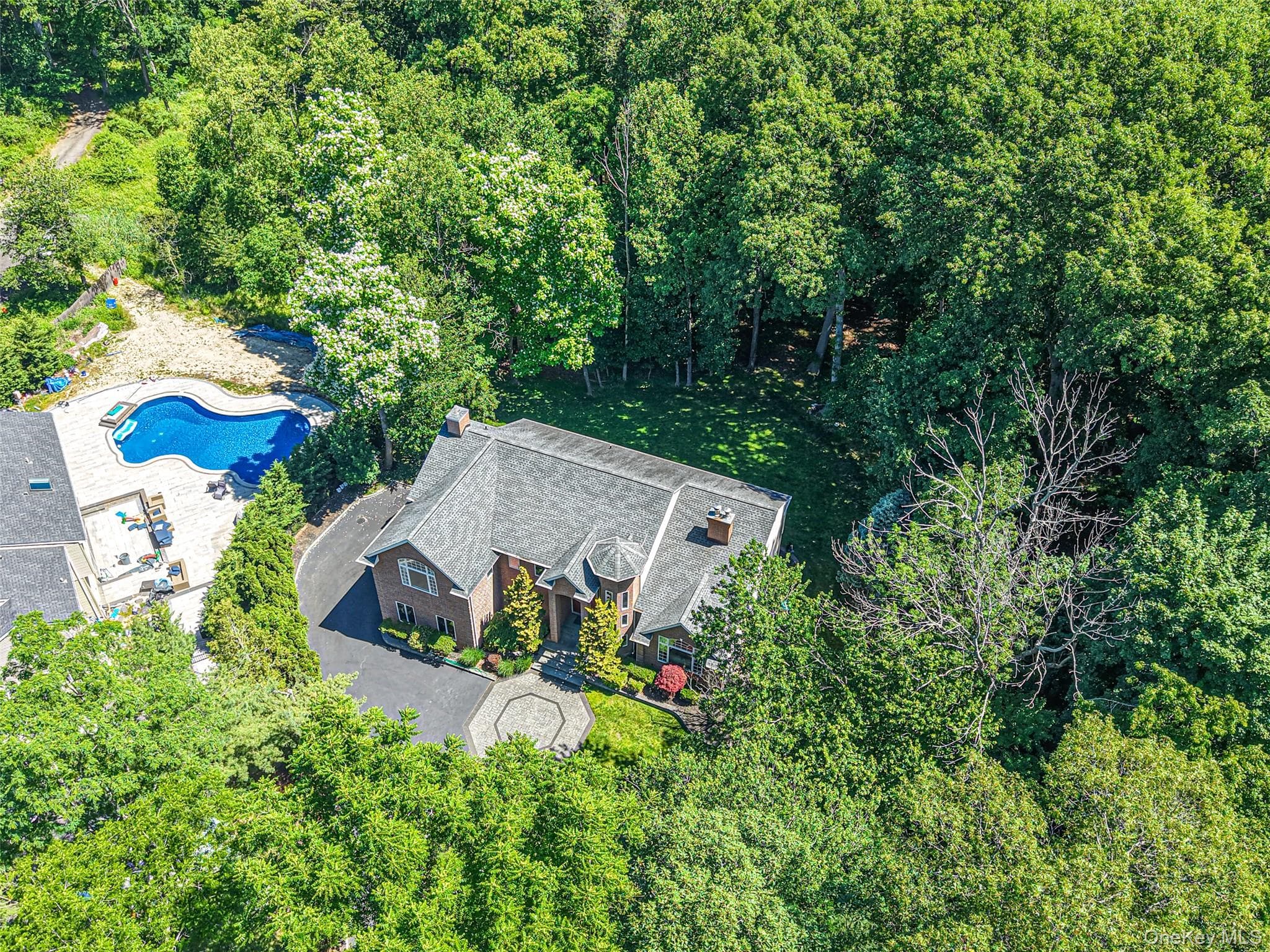 589 Landing Avenue thumbnail 39