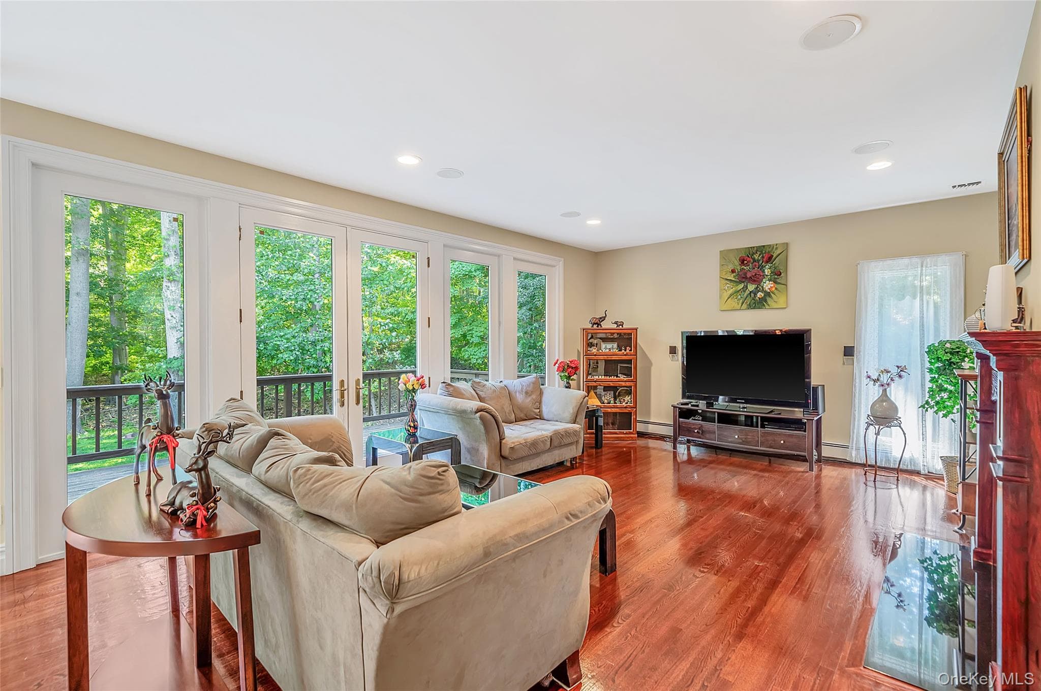 589 Landing Avenue thumbnail 14