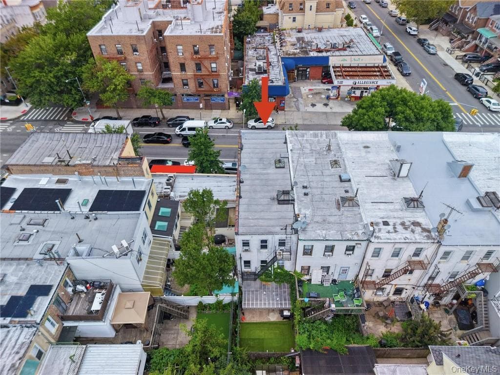 2062 Bath Avenue thumbnail 29