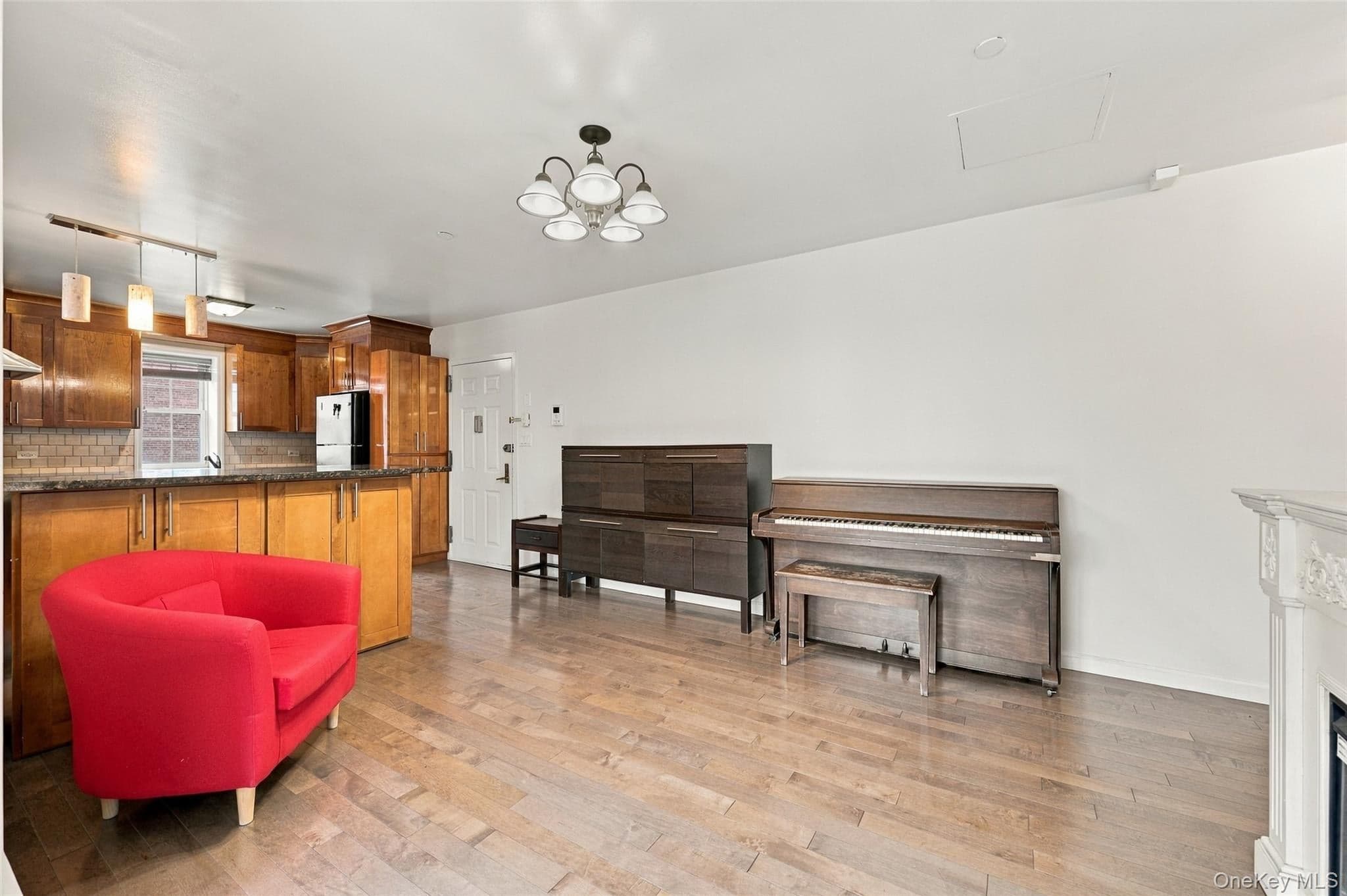 143-36 37th Avenue Unit: 5A thumbnail 5