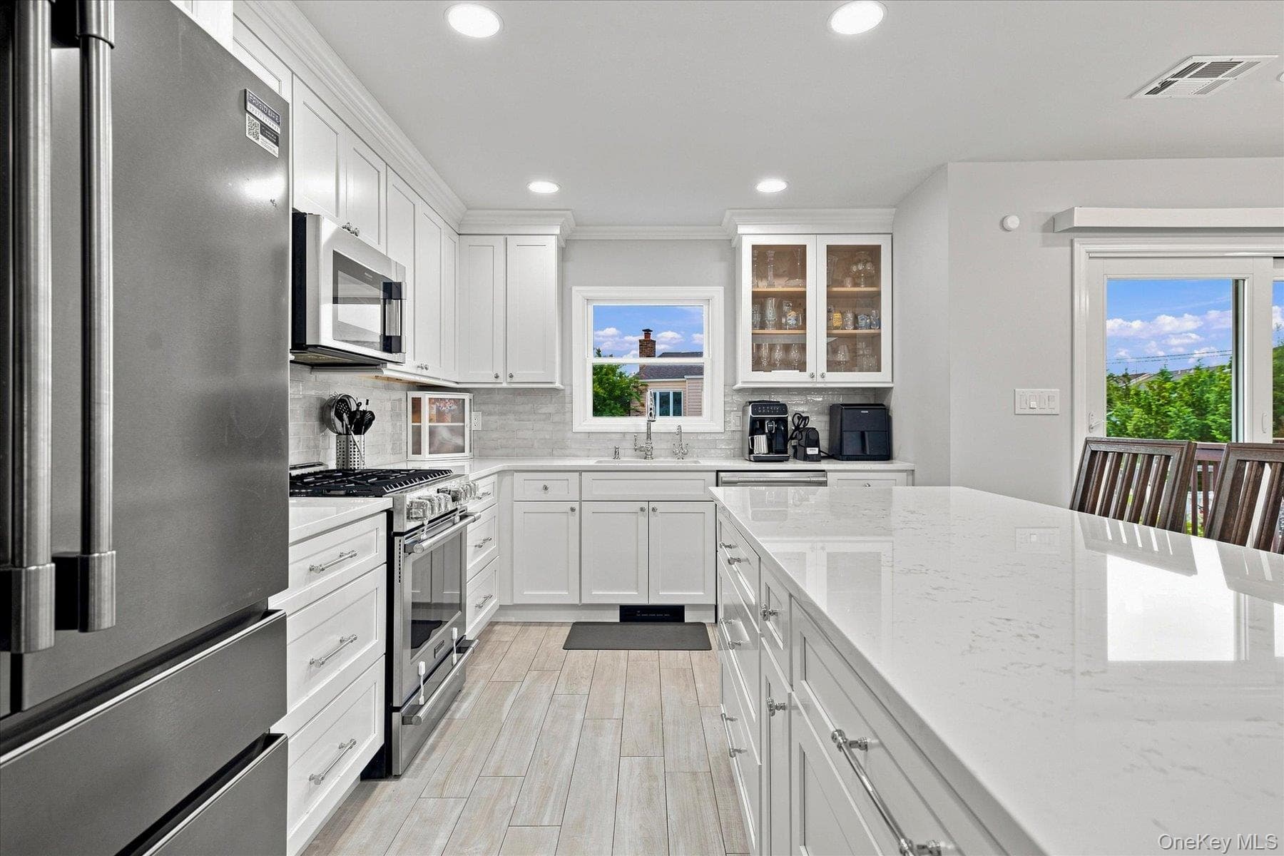 3684 Oceanside Road thumbnail 6