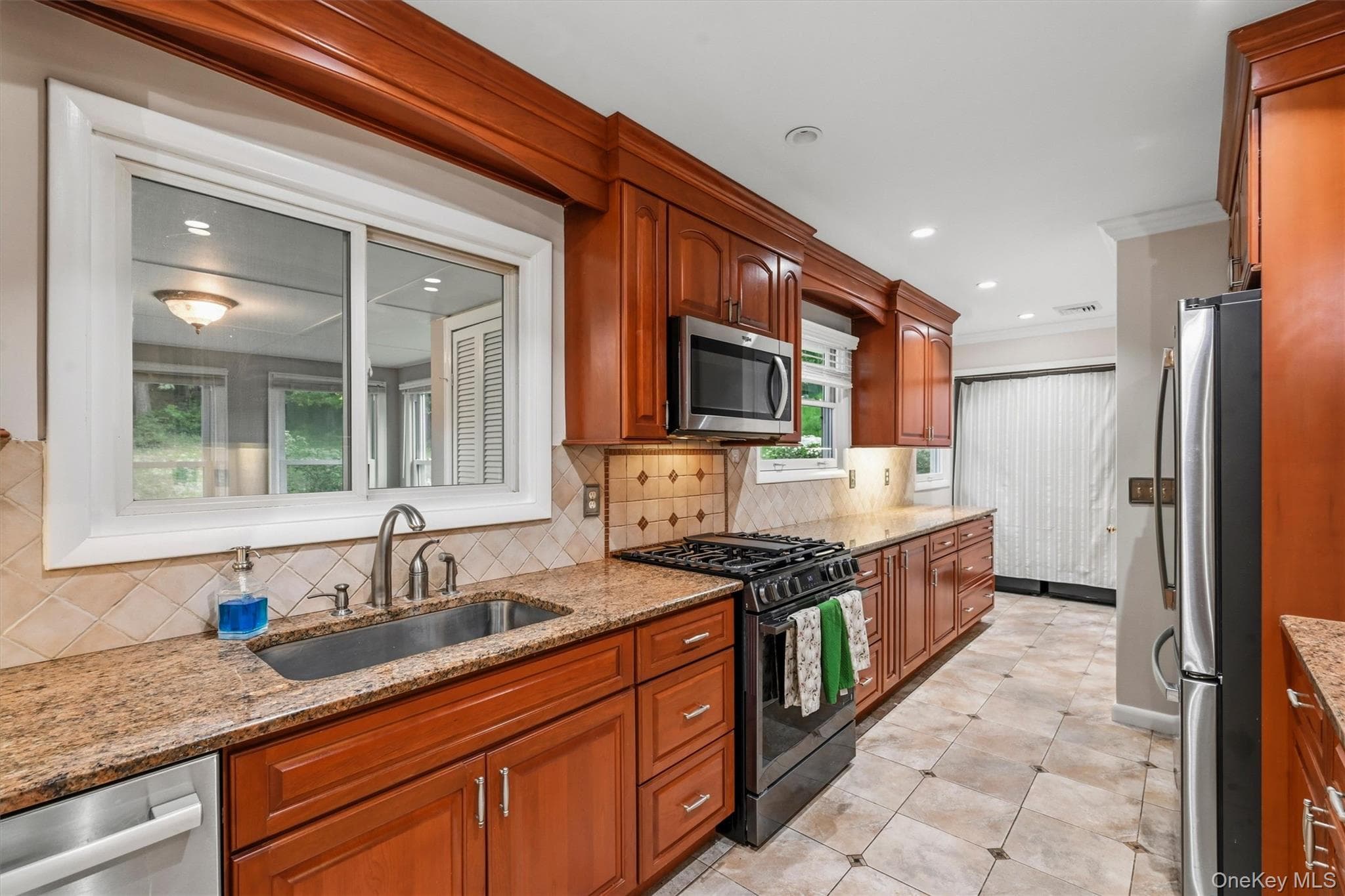 14 Pond Hill Avenue thumbnail 18