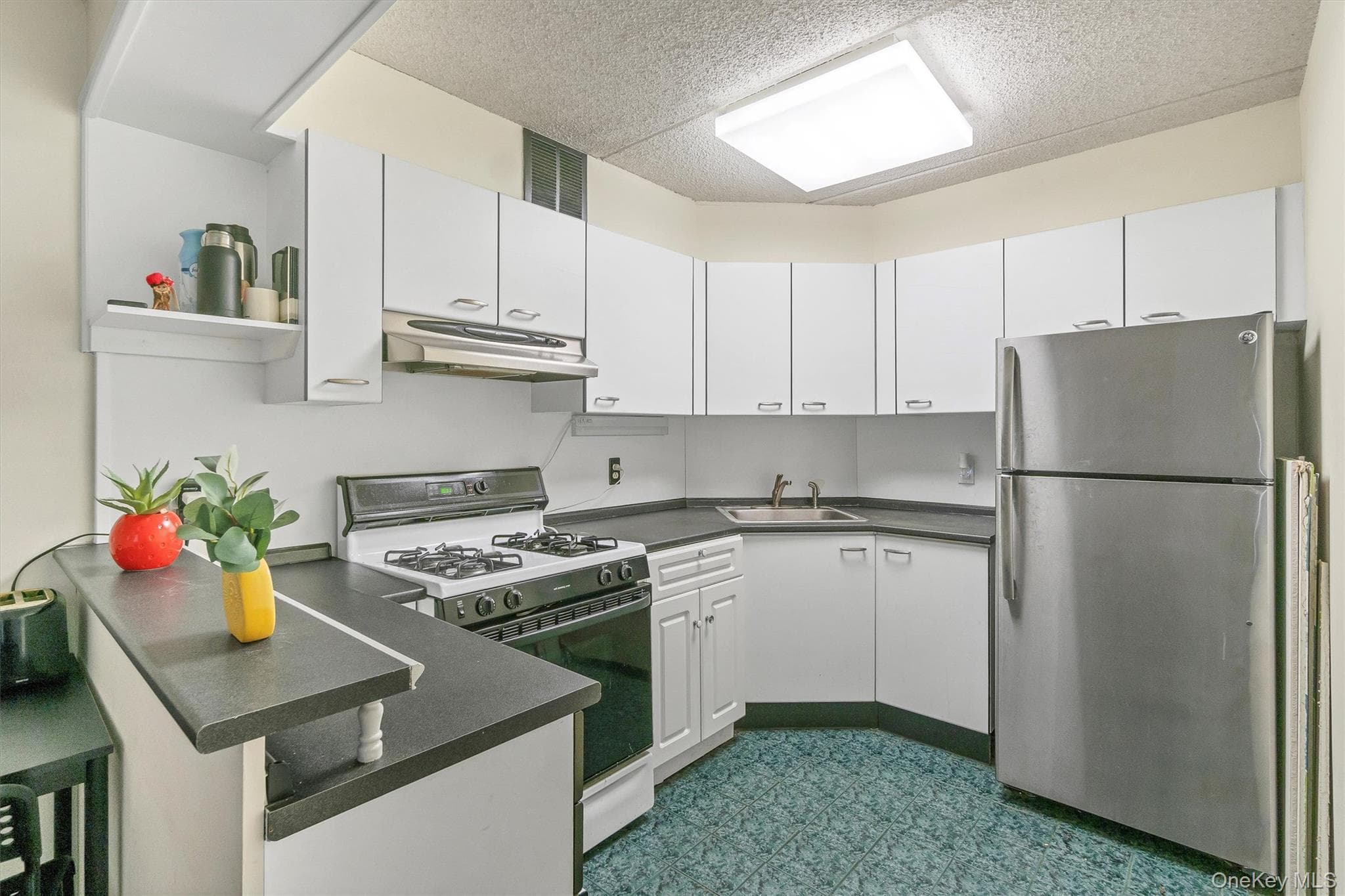 703 Pelham Road Unit: 301 thumbnail 3