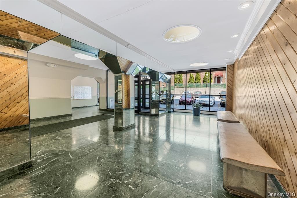 1523 Central Park AVE Unit: 8F thumbnail 5