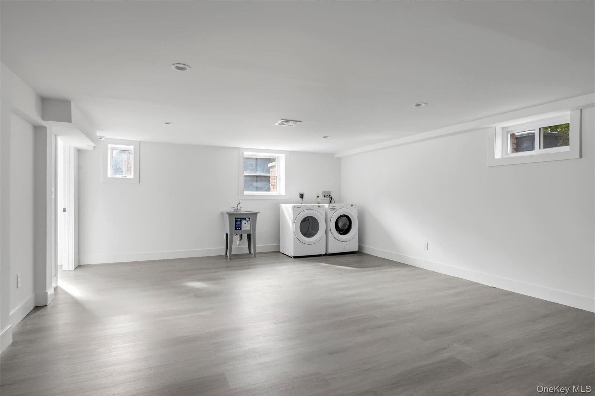 7 Linwood Road thumbnail 11