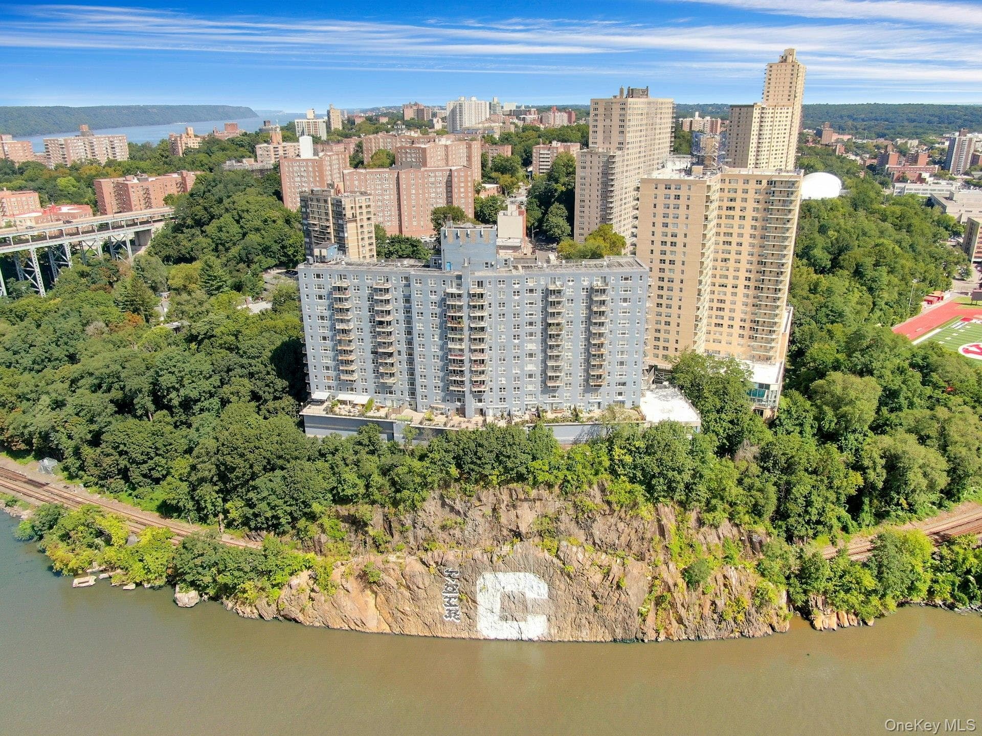 2400 Johnson Avenue Unit: 4G thumbnail 37