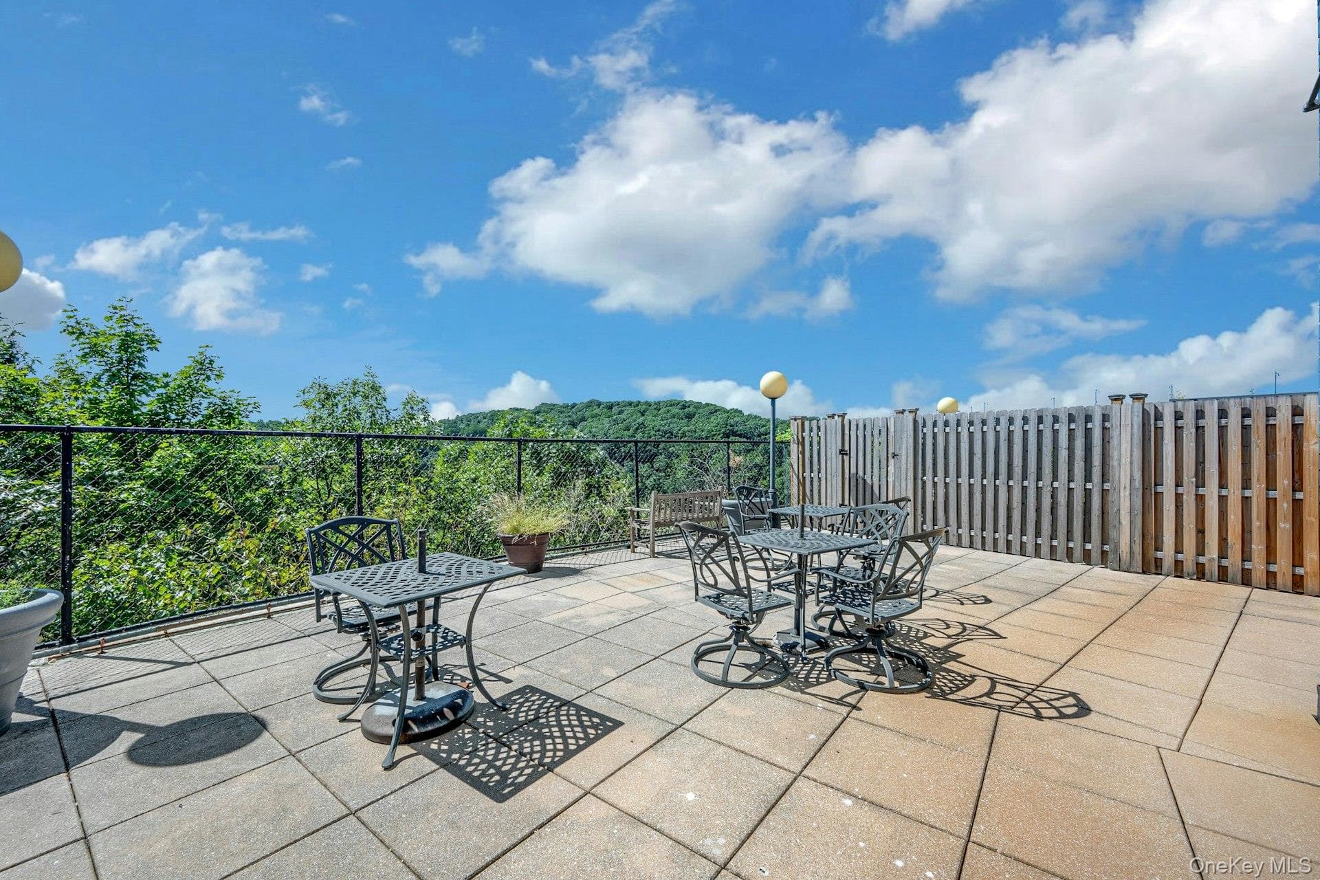2400 Johnson Avenue Unit: 4G thumbnail 32