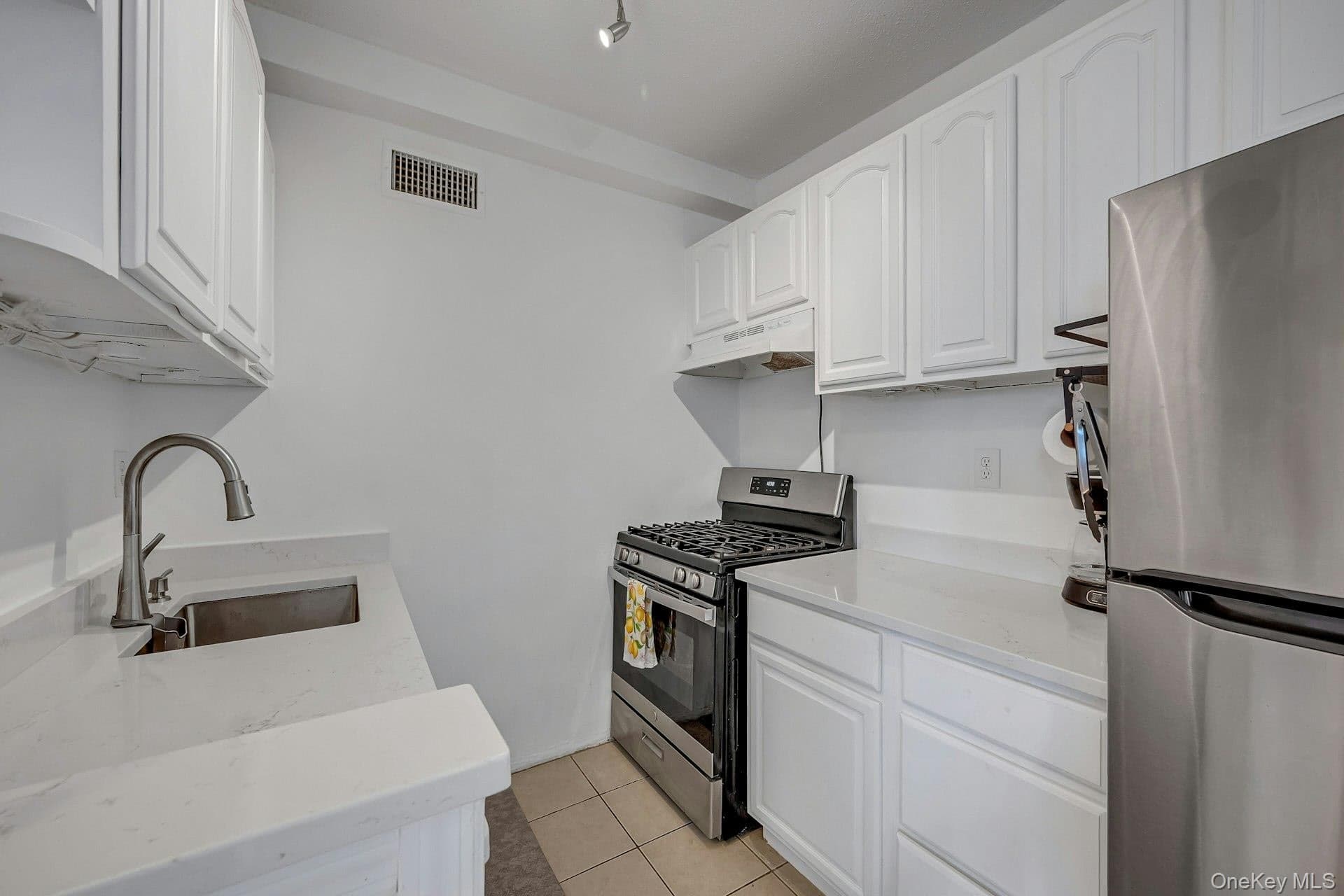 2400 Johnson Avenue Unit: 4G thumbnail 9