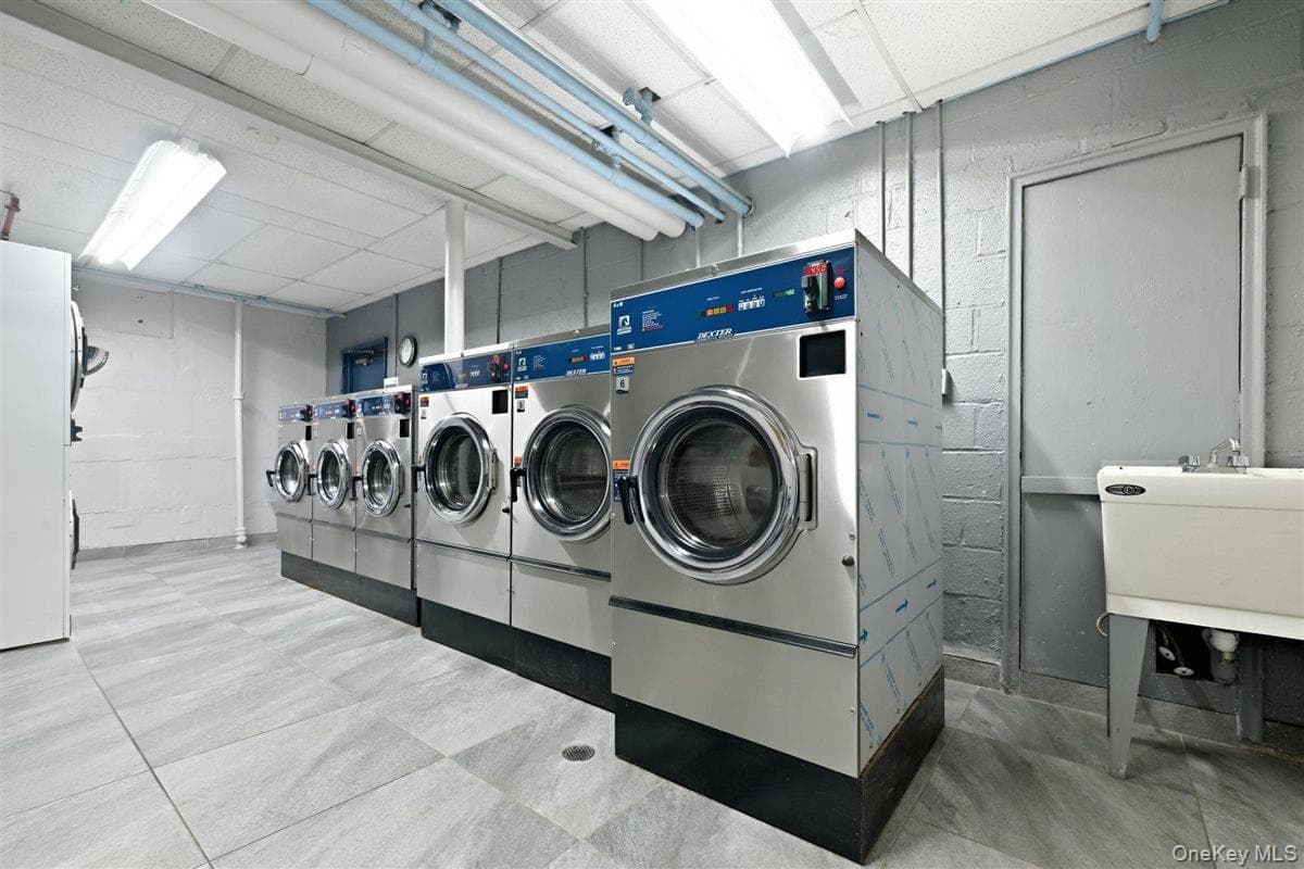 82-75 Langdale Street Unit: 103A thumbnail 21