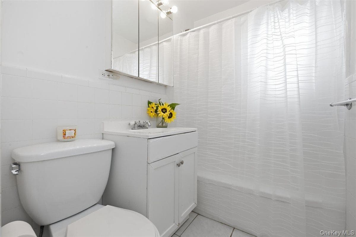 82-75 Langdale Street Unit: 103A thumbnail 19
