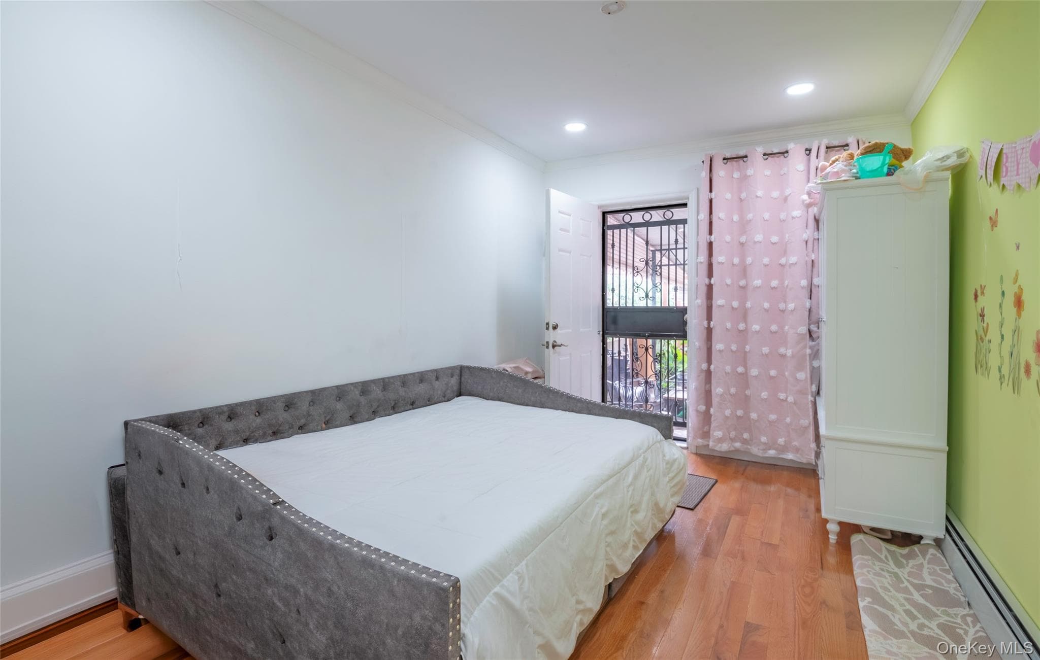 1260 E 84th Street thumbnail 13