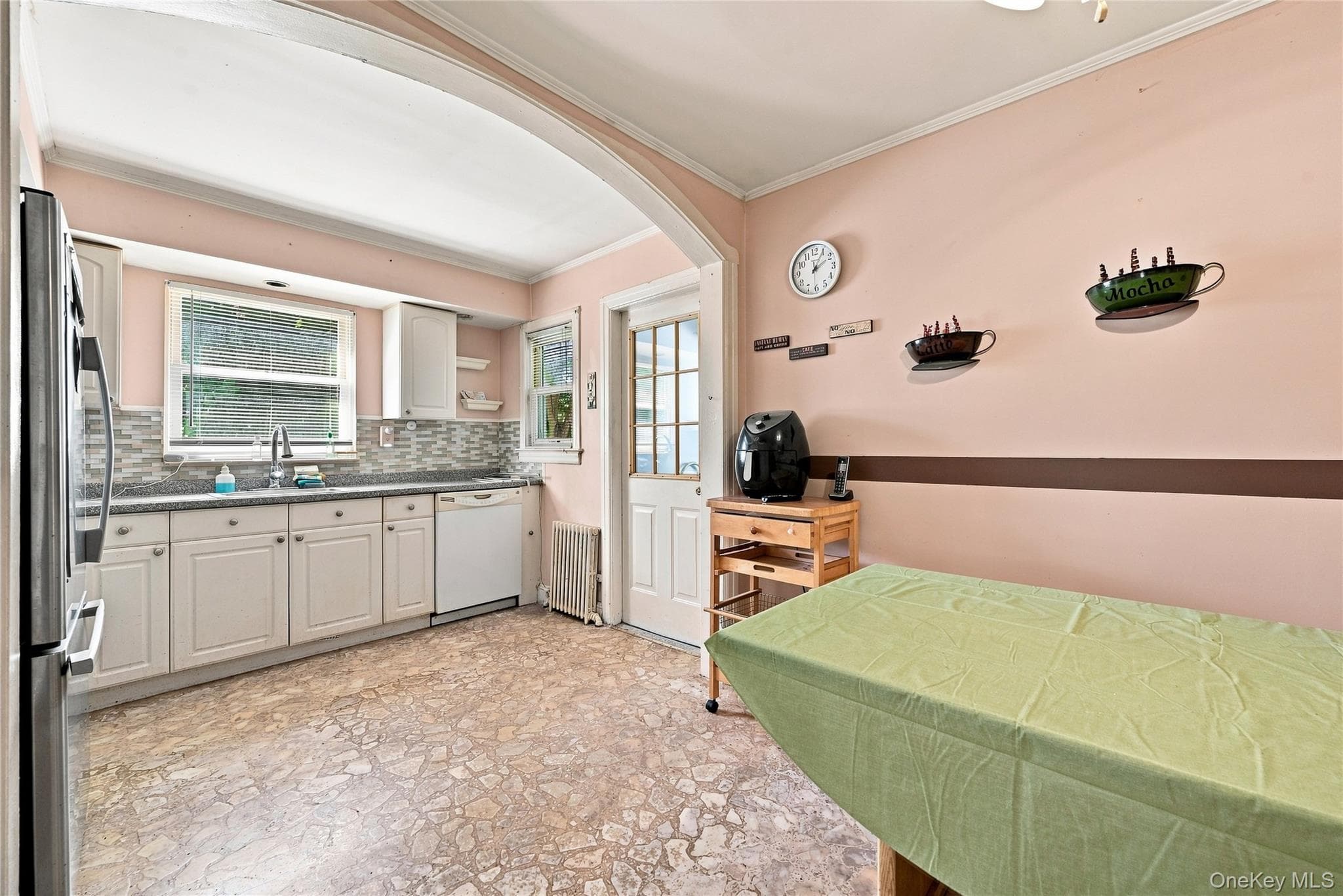 64 Satinwood Road thumbnail 10