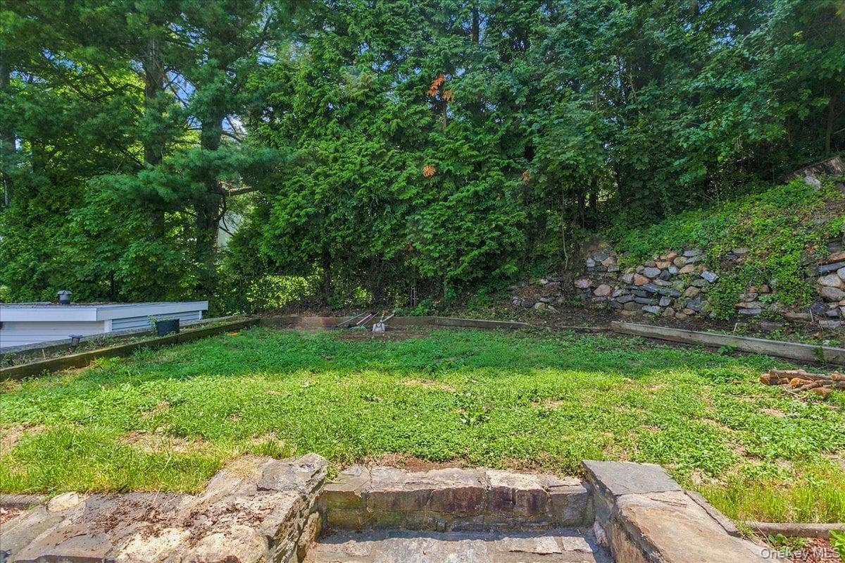 114 Greenvale Avenue thumbnail 31