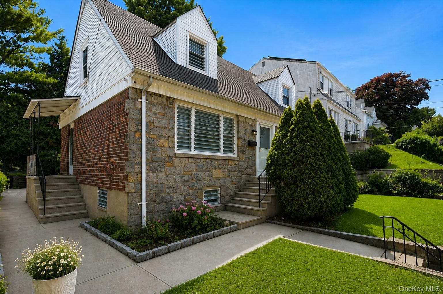 114 Greenvale Avenue thumbnail 32