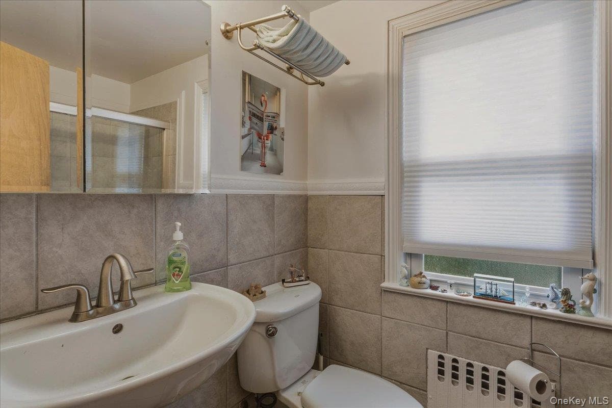 114 Greenvale Avenue thumbnail 21