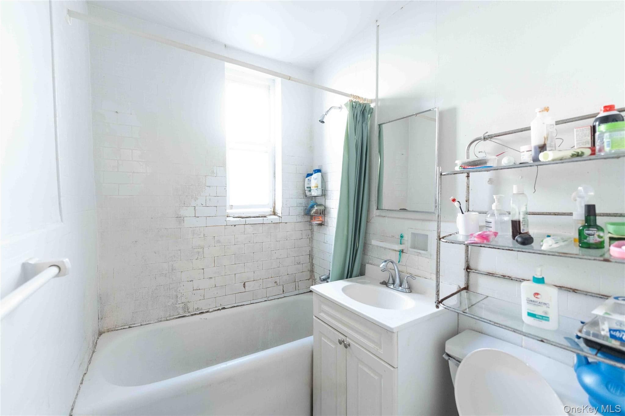 765 E 9th Street thumbnail 25
