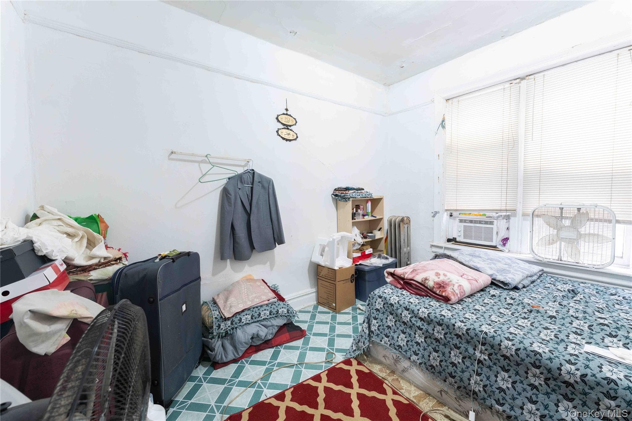 765 E 9th Street thumbnail 32