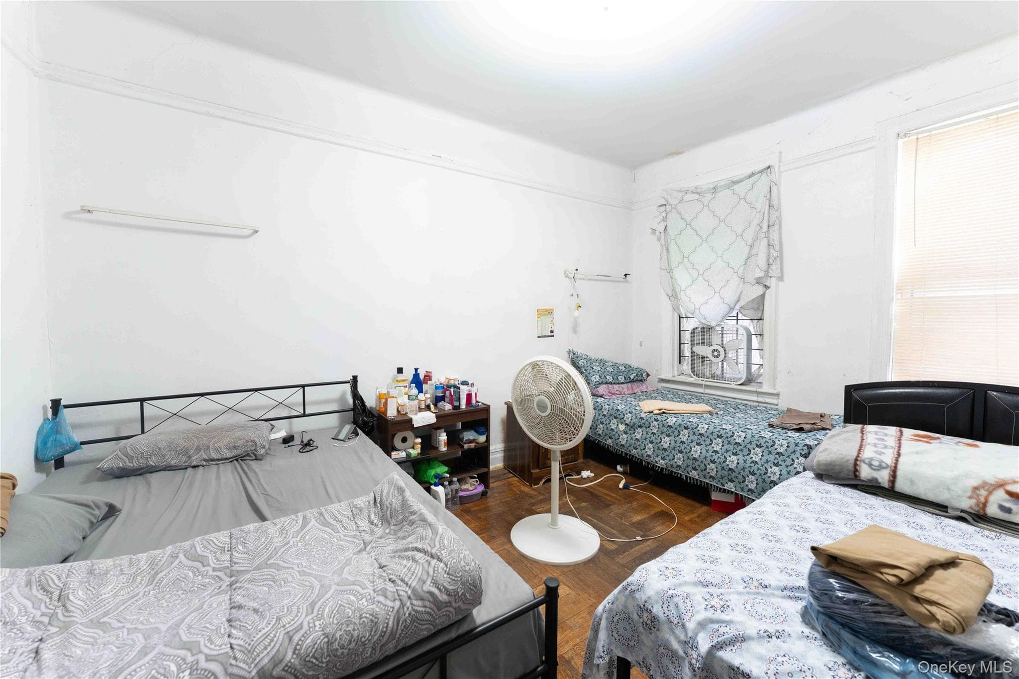 765 E 9th Street thumbnail 37