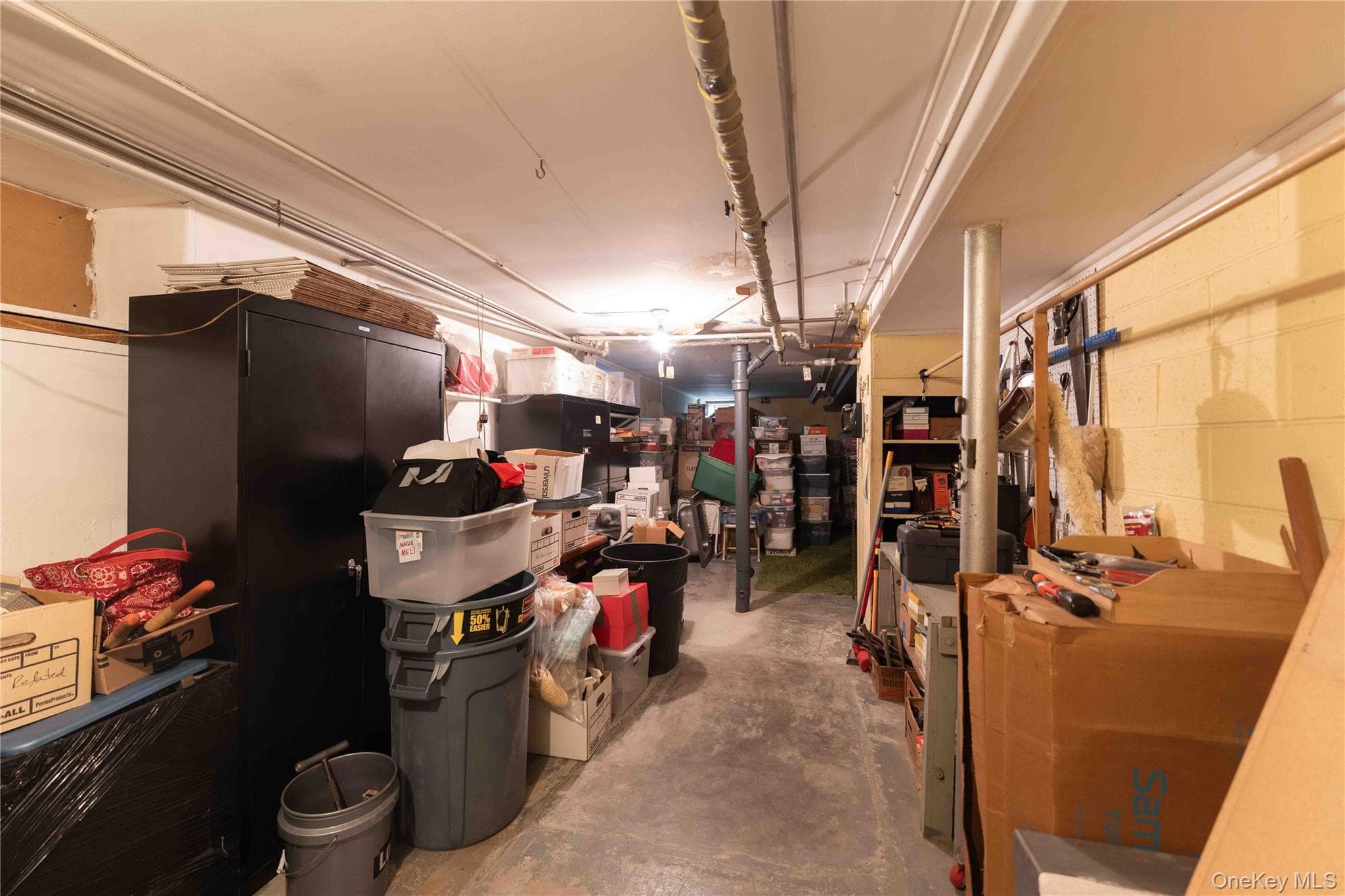 765 E 9th Street thumbnail 46