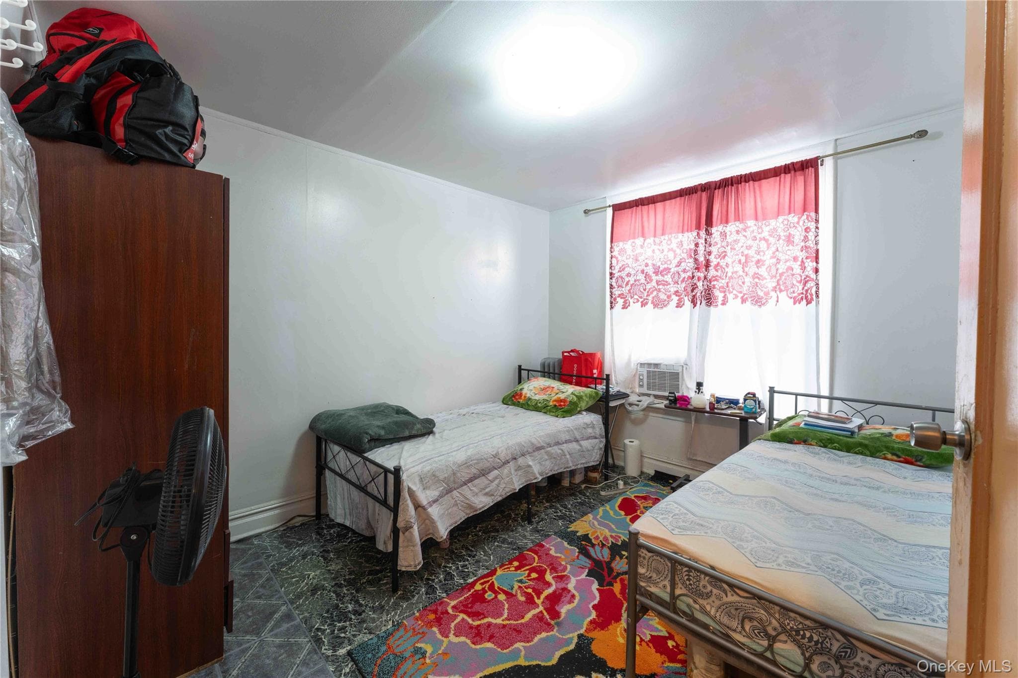 765 E 9th Street thumbnail 24